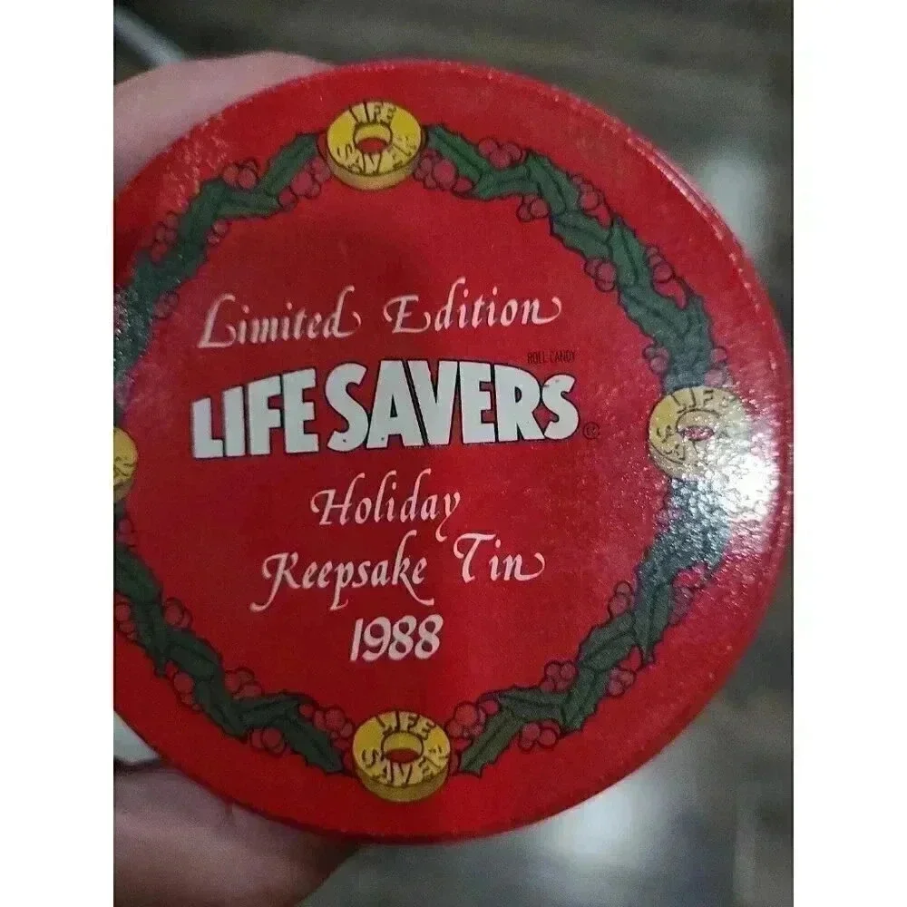 Life Saver Vintage christmas tin decor‎ collectable